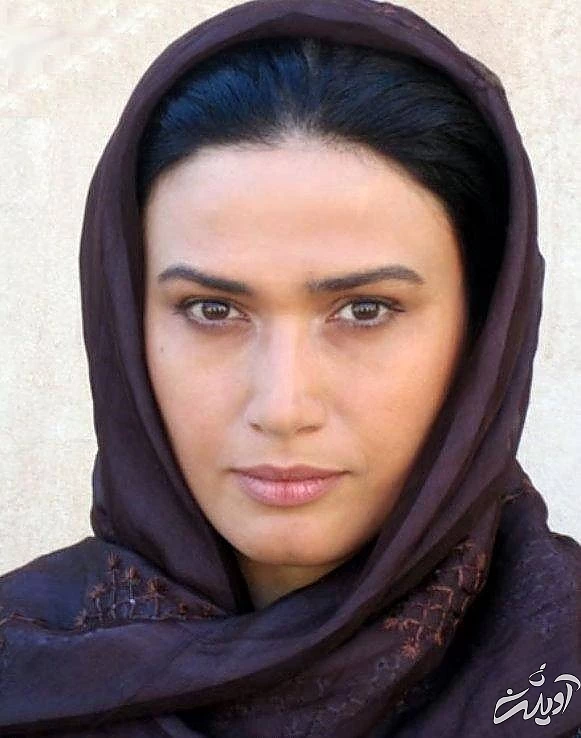 لادن مستوفی